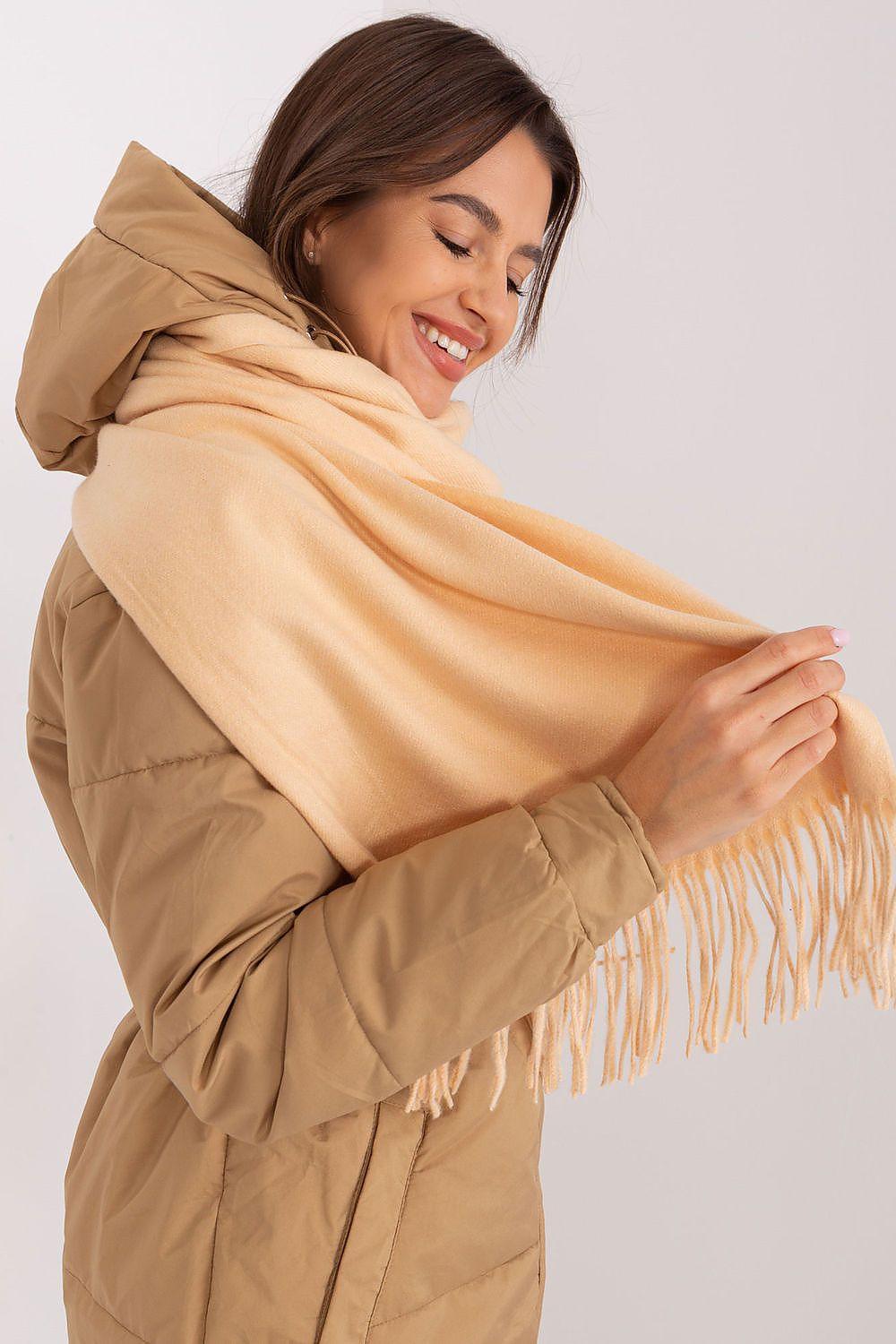 Shawl model 187617 AT - ElrubEcom