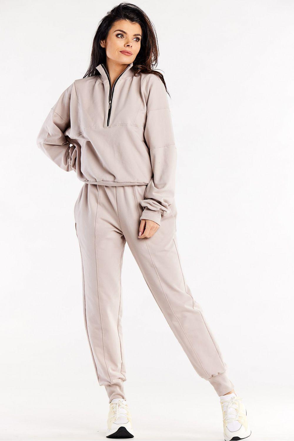 Tracksuit trousers model 188051 Infinite You - ElrubEcom