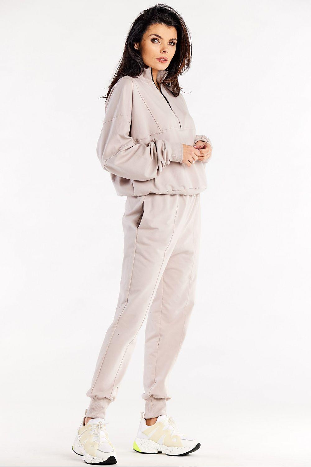 Tracksuit trousers model 188051 Infinite You - ElrubEcom