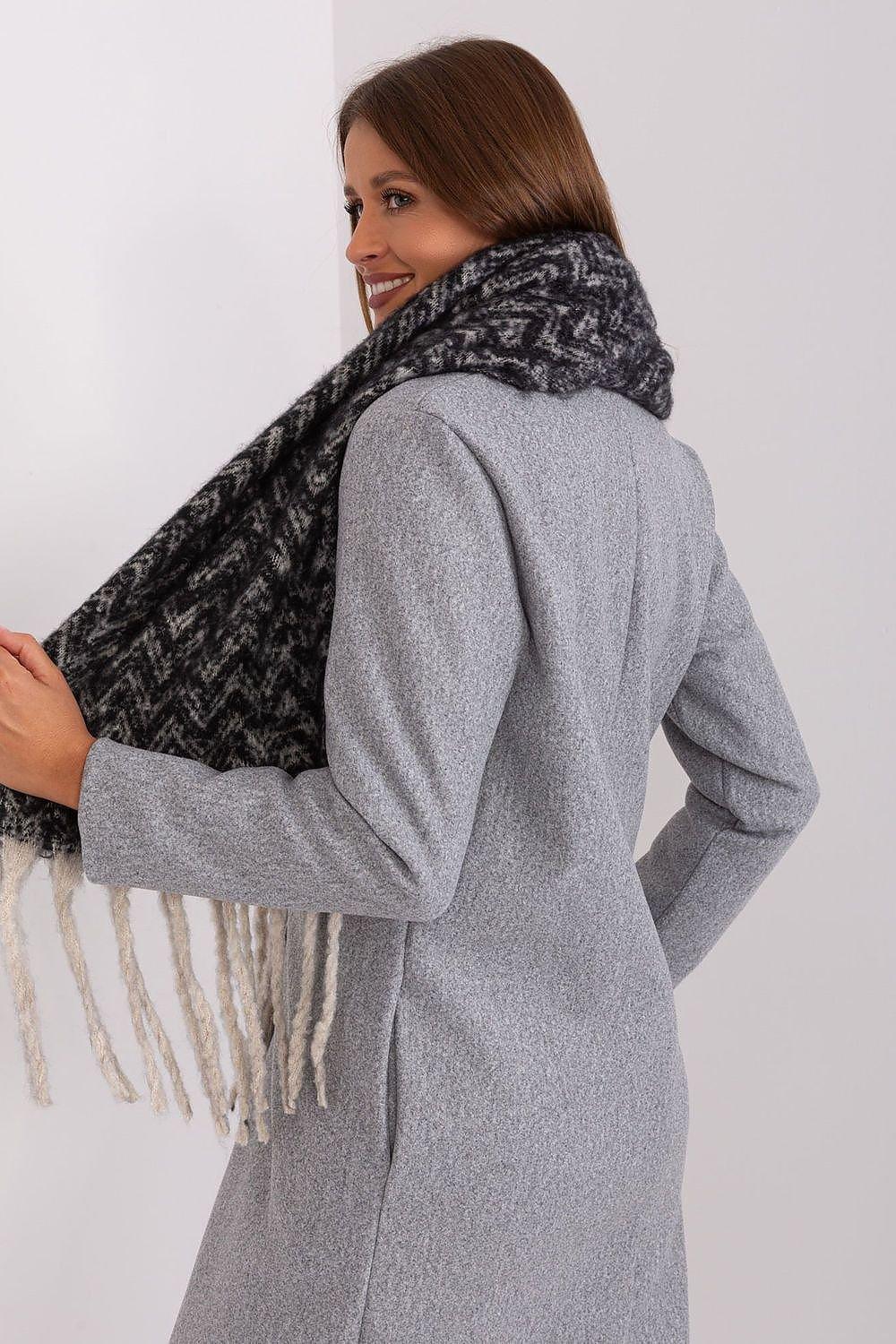 Shawl model 189246 AT - ElrubEcom