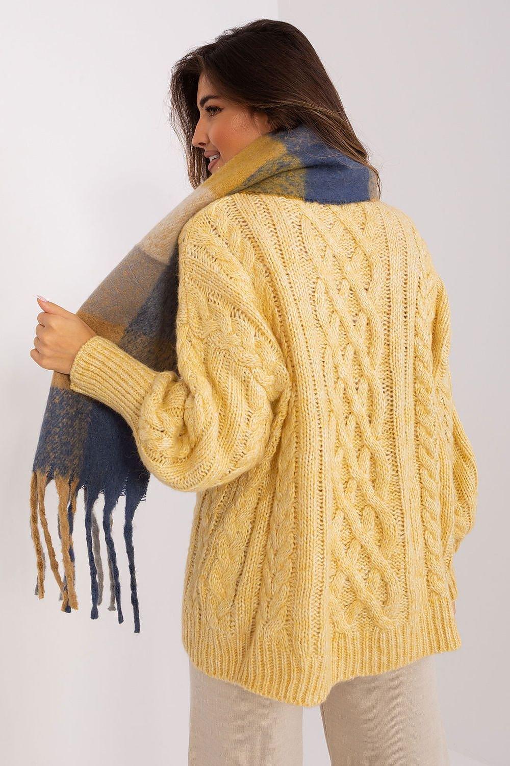 Shawl model 191733 AT - ElrubEcom