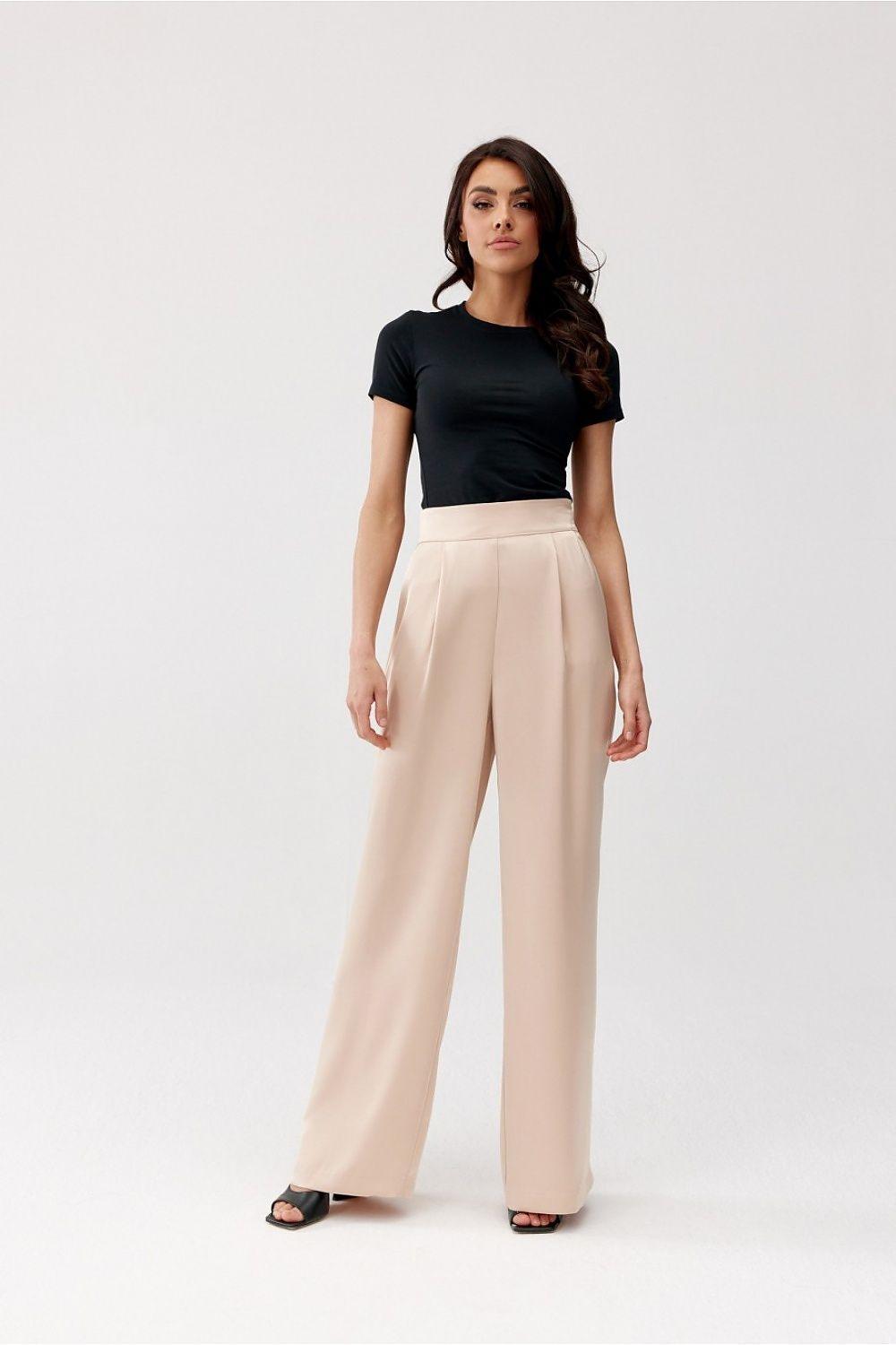 Women trousers model 194765 Roco Fashion - ElrubEcom