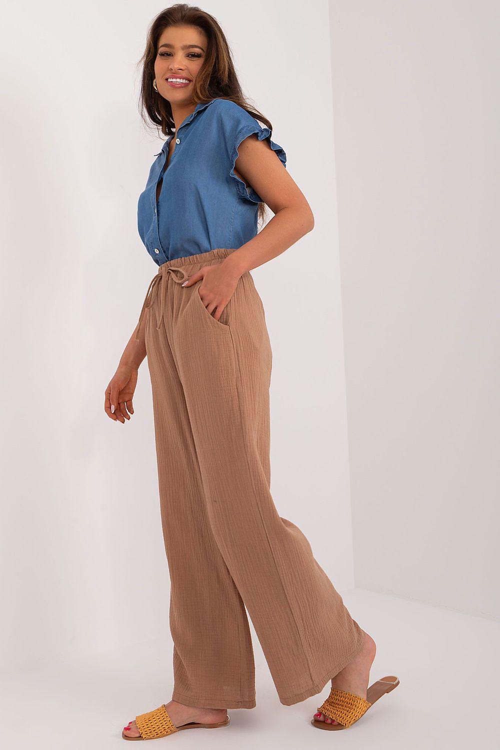 Women trousers model 194857 Italy Moda - ElrubEcom