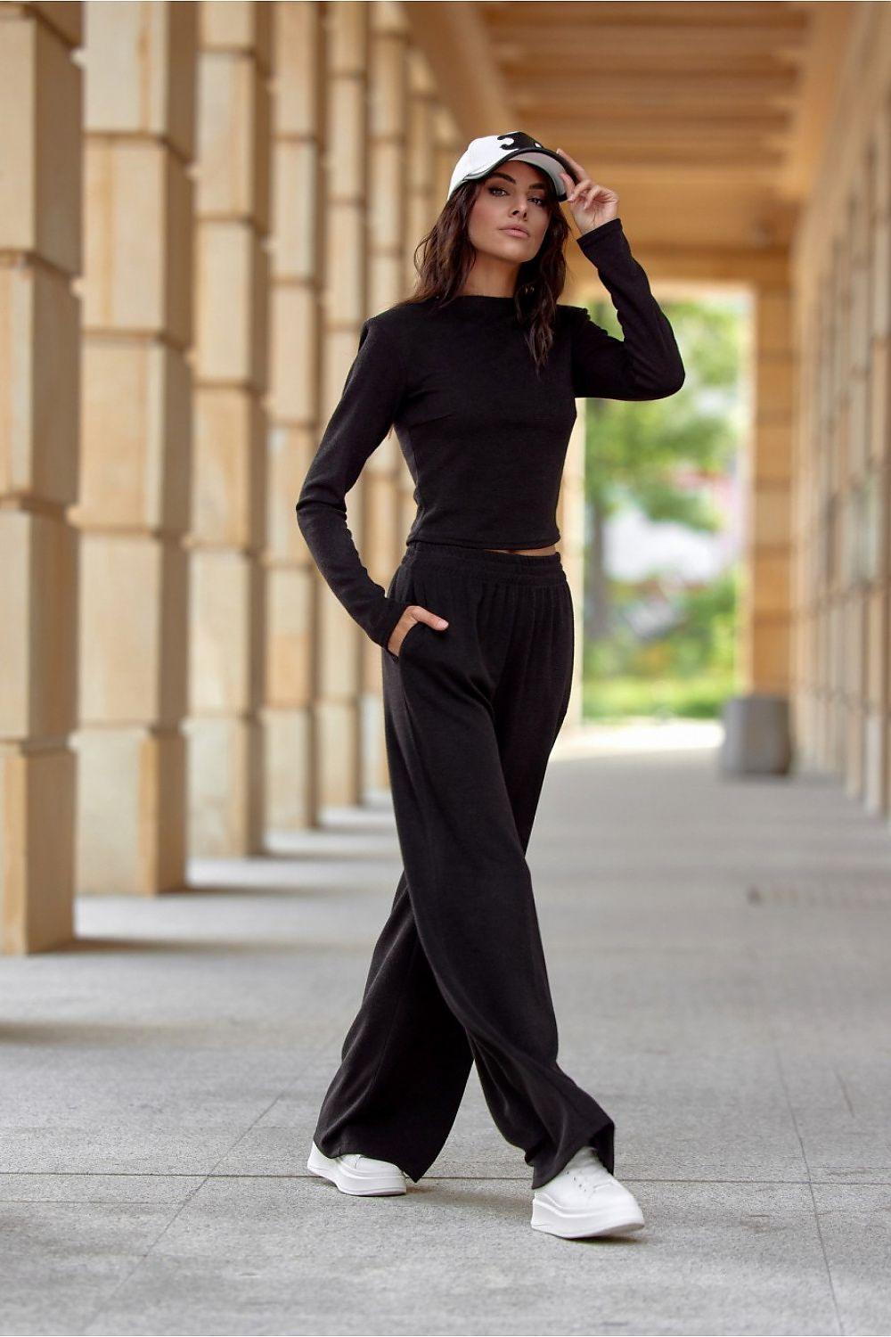 Women trousers model 199491 Roco Fashion - ElrubEcom