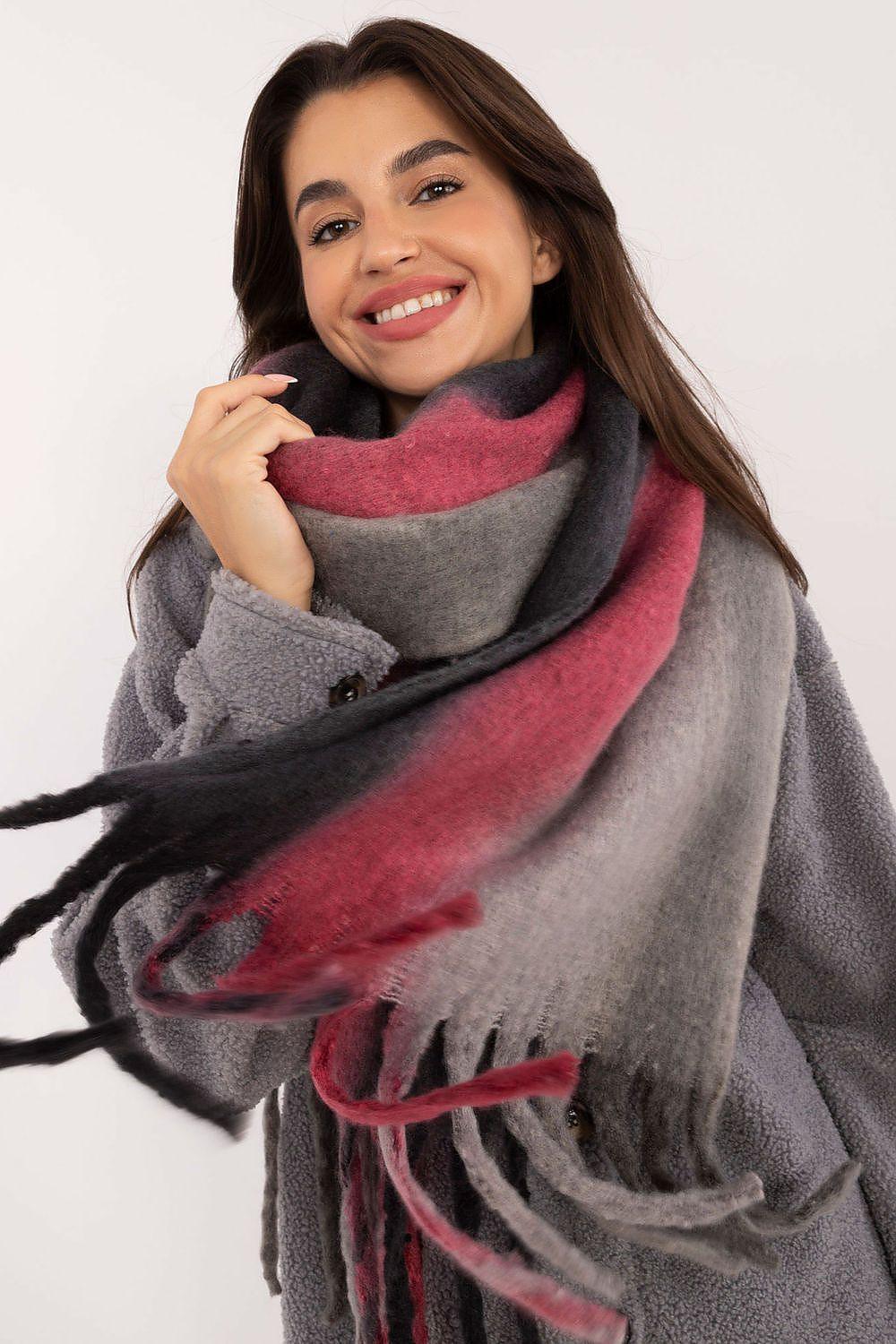 Shawl model 200285 AT - ElrubEcom