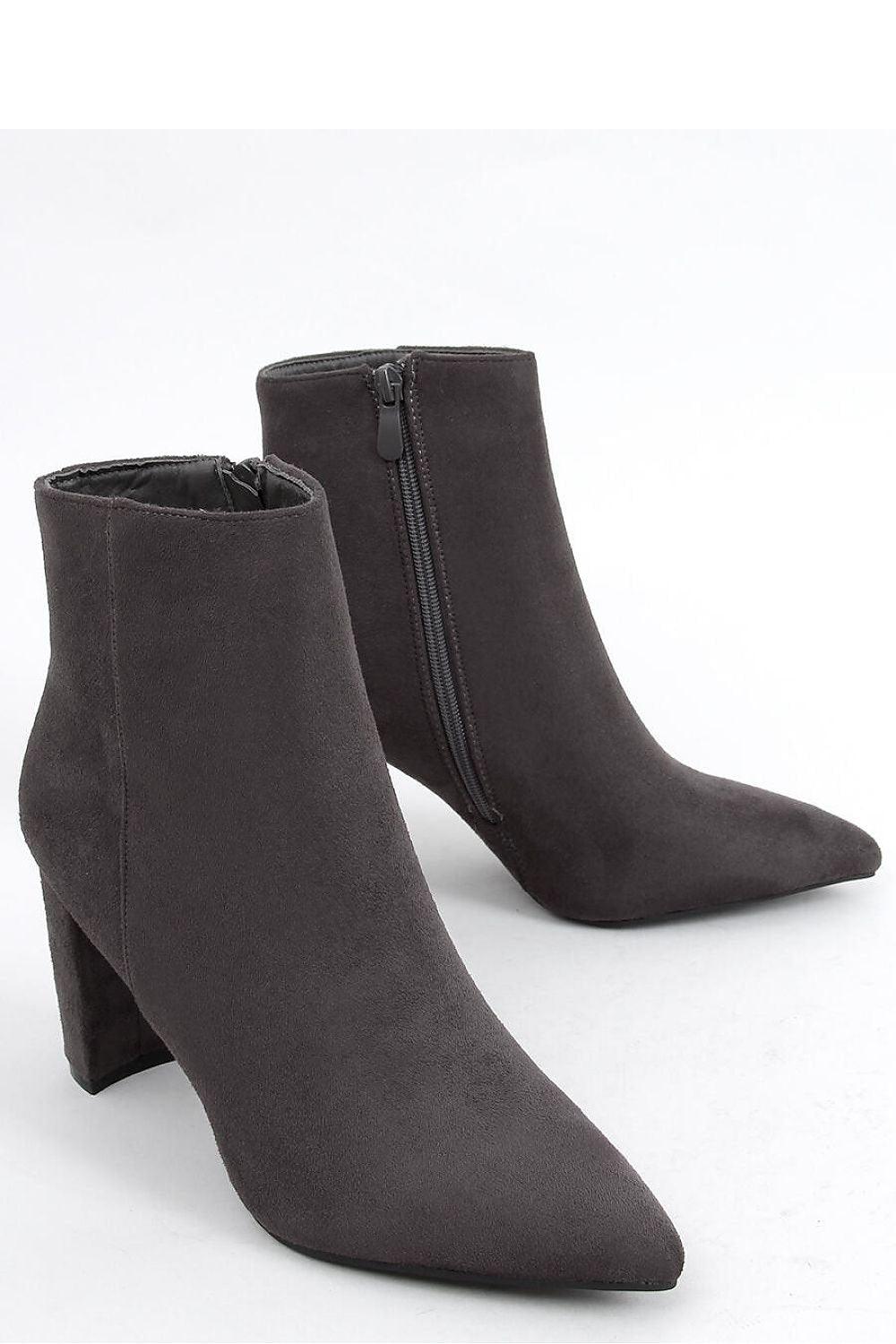 Heel boots model 203790 Inello - ElrubEcom