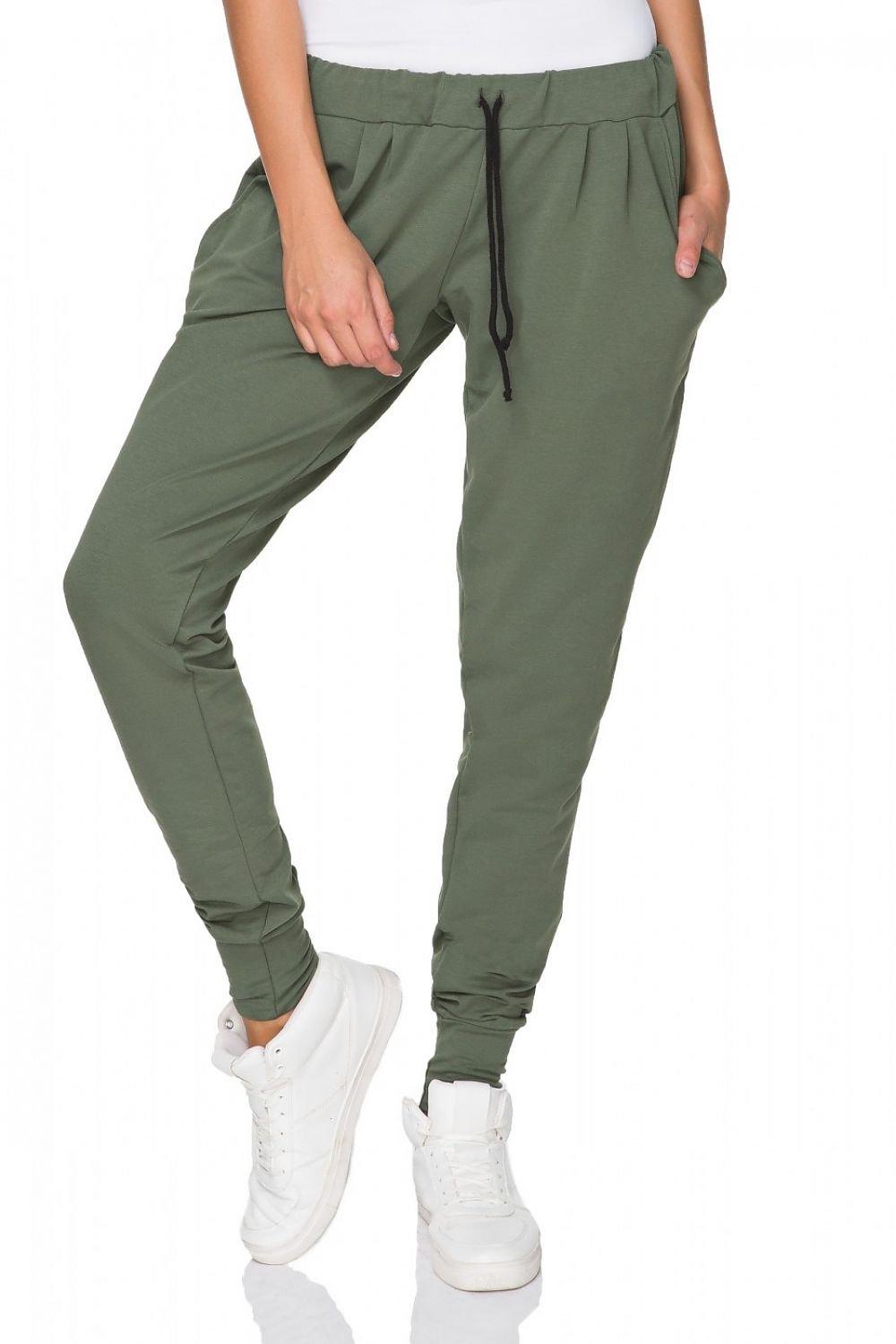 Tracksuit trousers model 107313 Tessita - ElrubEcom