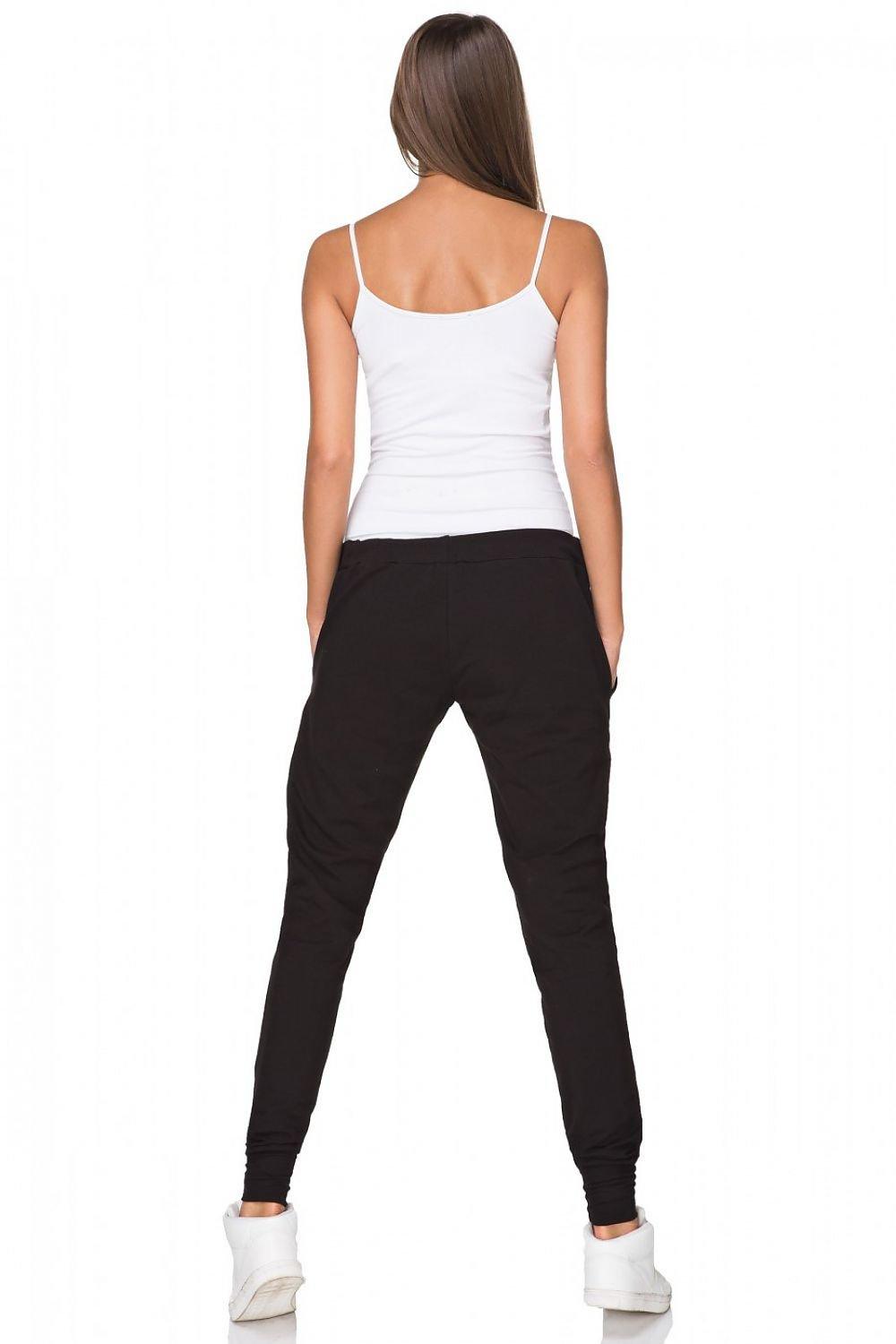 Tracksuit trousers model 107313 Tessita - ElrubEcom