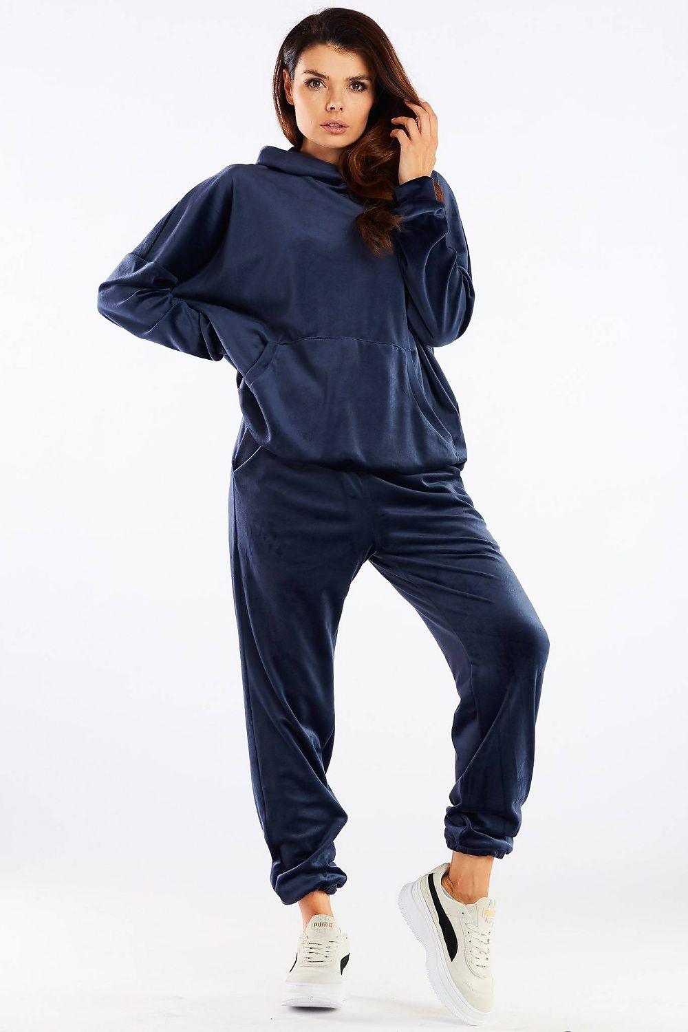 Tracksuit trousers model 158609 awama - ElrubEcom