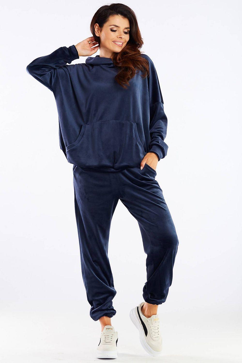 Tracksuit trousers model 158609 awama - ElrubEcom