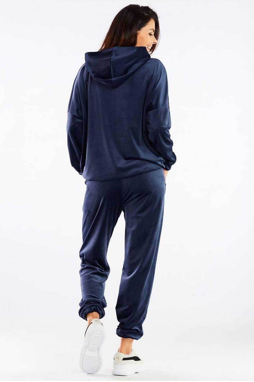 Tracksuit trousers model 158609 awama - ElrubEcom