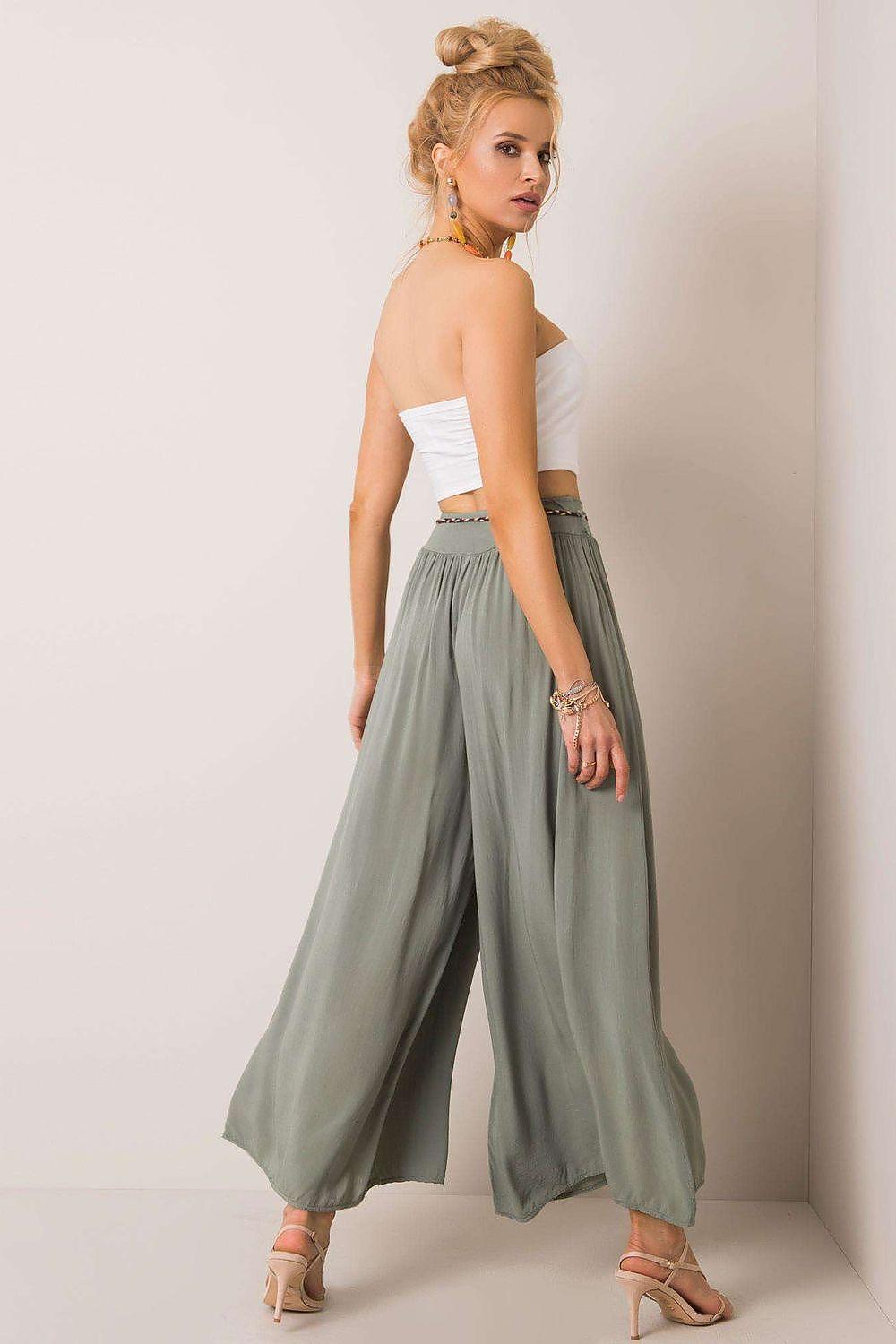 Women trousers model 196768 Och Bella - ElrubEcom