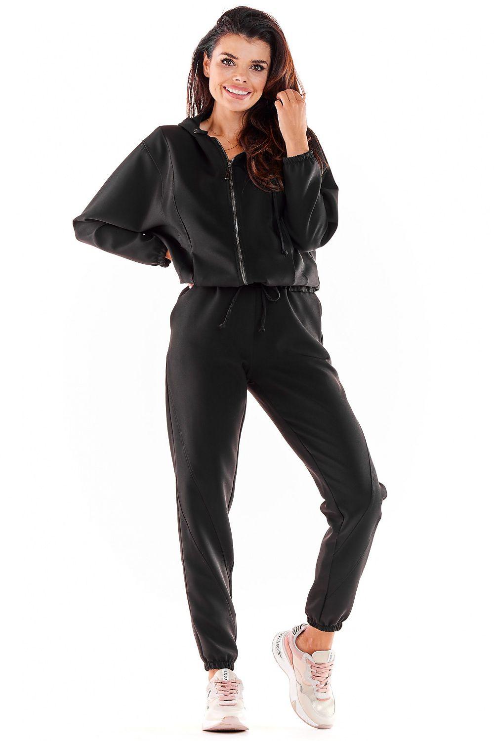 Tracksuit trousers model 178655 awama - ElrubEcom