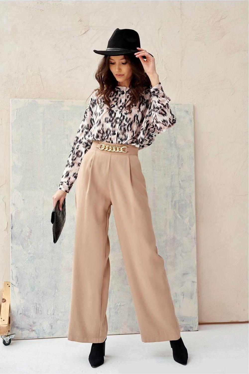 Women trousers model 182636 Roco Fashion - ElrubEcom