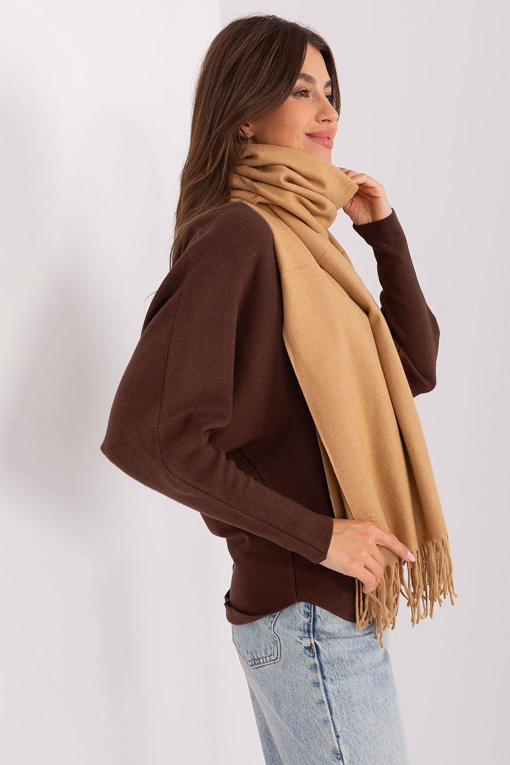 Shawl model 187617 AT - ElrubEcom