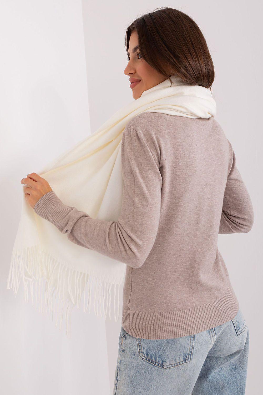 Shawl model 187617 AT - ElrubEcom