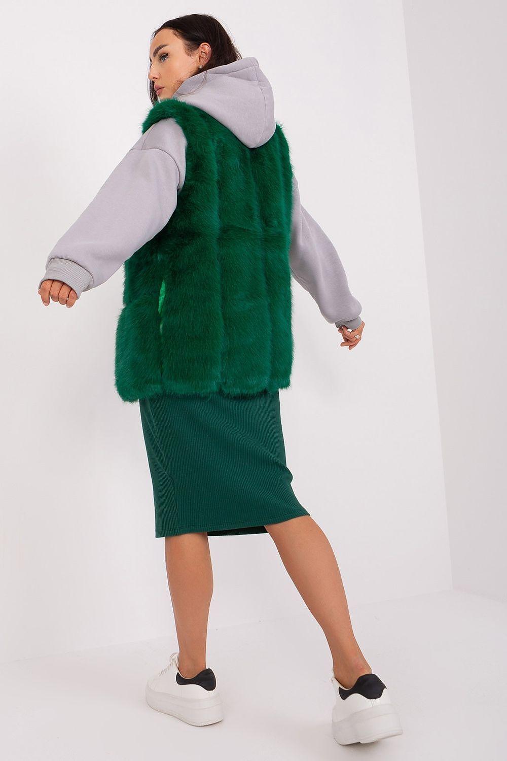 Gilet model 187601 AT - ElrubEcom